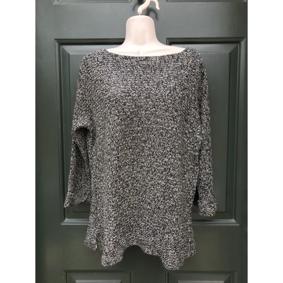 Nordstrom Sweaters - 🔴  *LAST CHANCE Black & White Marled Sweater